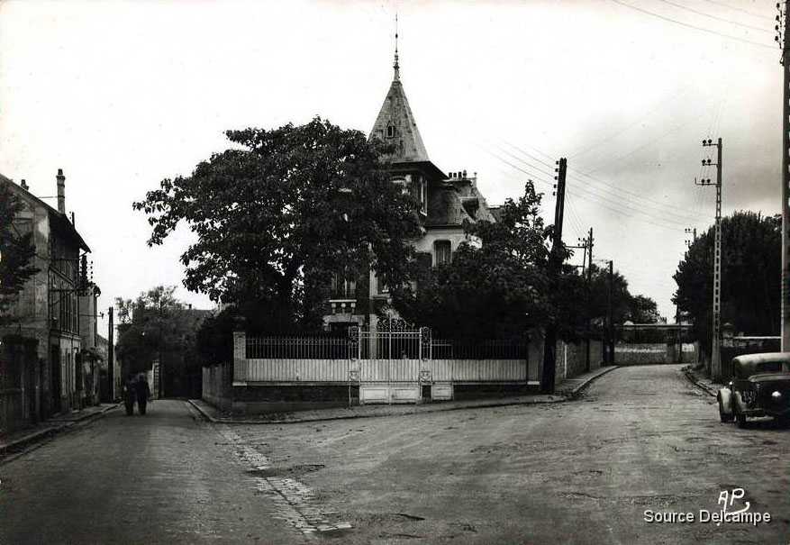 91 Savigny Sur Orge Place Faidherbe.jpg